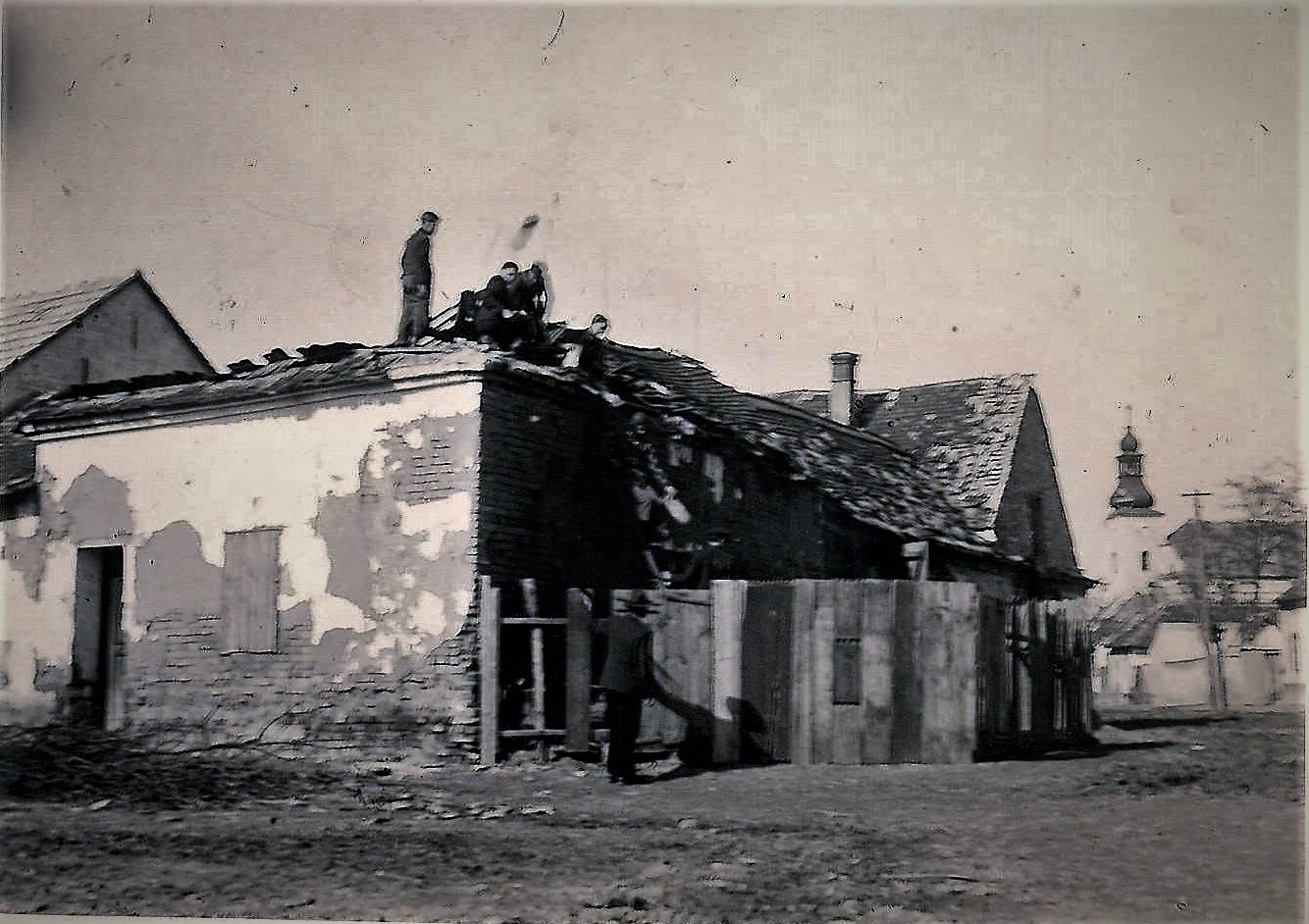 zničený dům